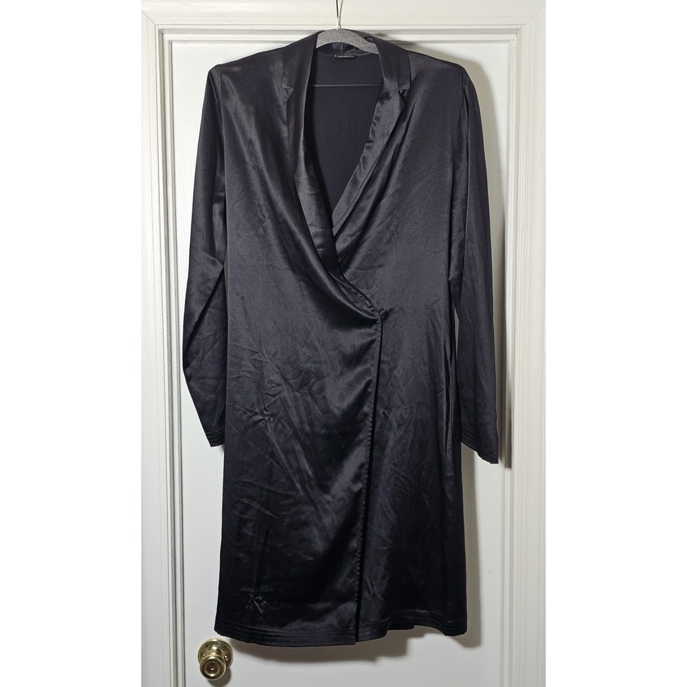 La Perla 100% Silk Black Notch Lapel‎ Button Robe Size 3 Medium Dressing Gown